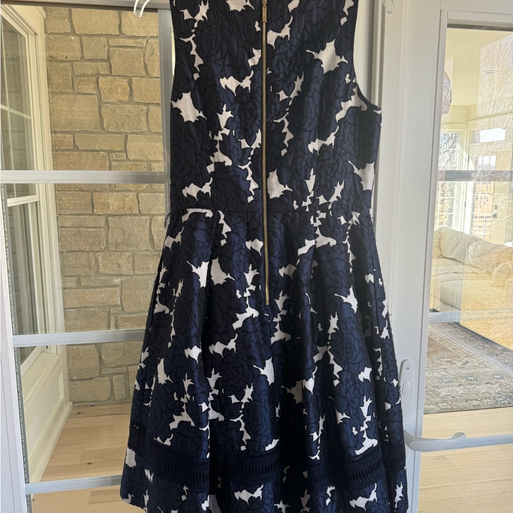 Eliza J 💙Navy and White Fit and Flare Brocade Floral Dress - Picture 2 of 8